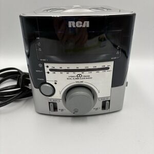 RCA Mini Silver Stereo CD 2 Band Alarm Clock Radio CD Player Tested Works 2001